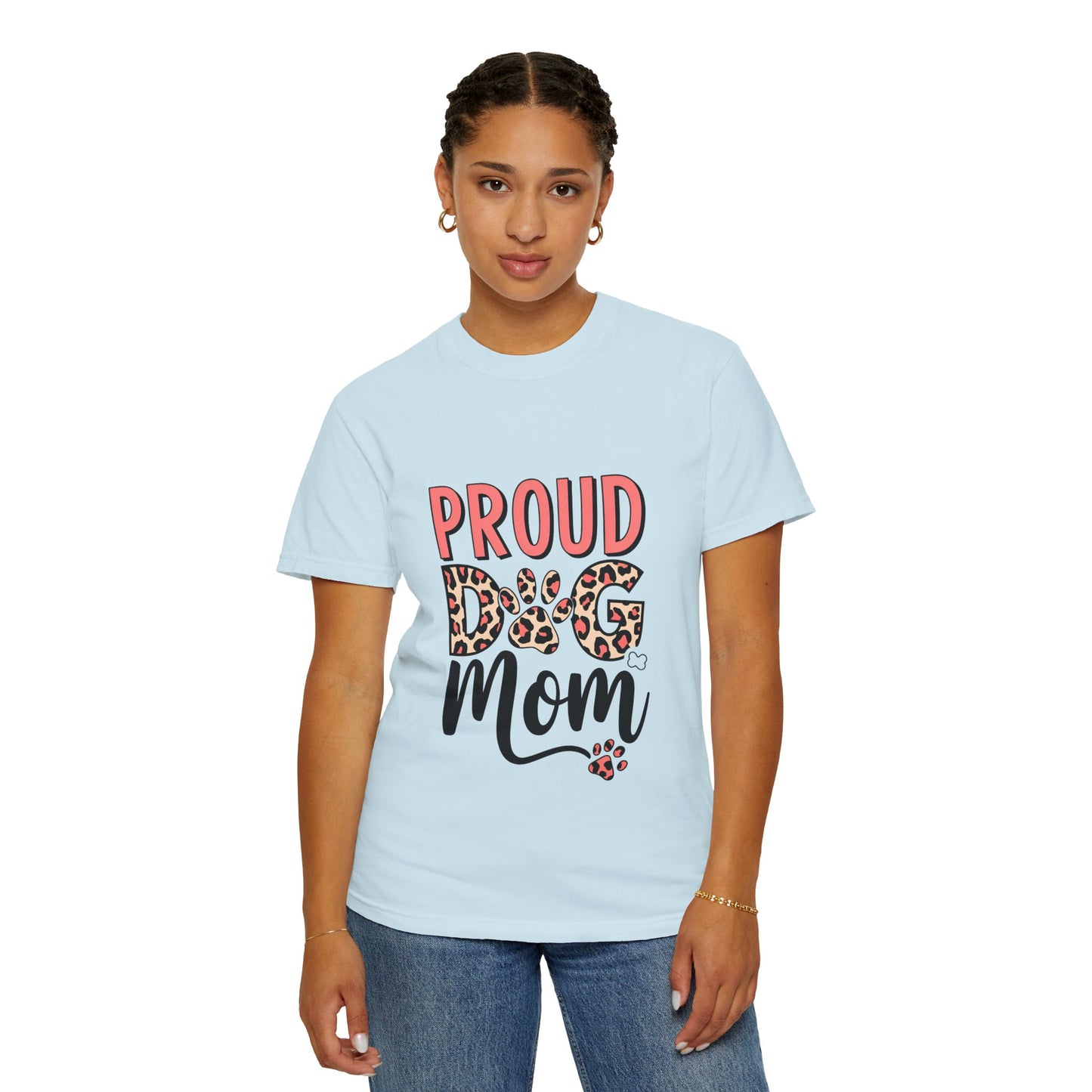 Proud Dog Mom Graphic T-Shirt
