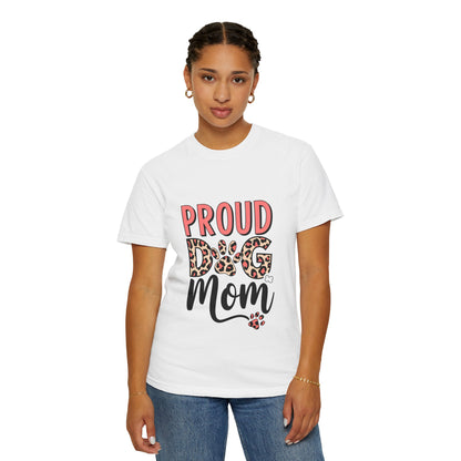 Proud Dog Mom Graphic T-Shirt